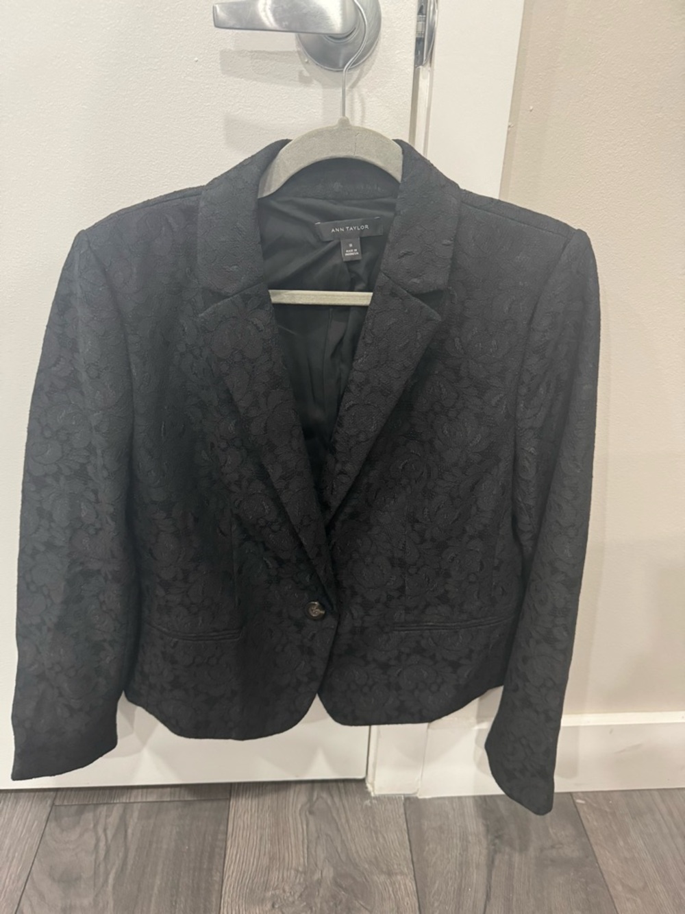 Ann Taylor Black Floral Lace Single-Button Blazer